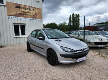 PEUGEOT 206 3/5 portes 2000