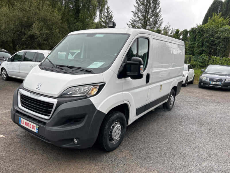 PEUGEOT BOXER Camionnette 2015