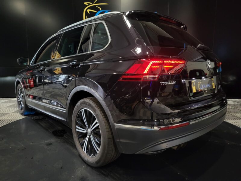 VOLKSWAGEN TIGUAN 1.4 TSI 150cv Carat Exclusive DSG6 // APPLE CARPLAY/TOIT OUVRANT/SIEGES CHAUFFANTS