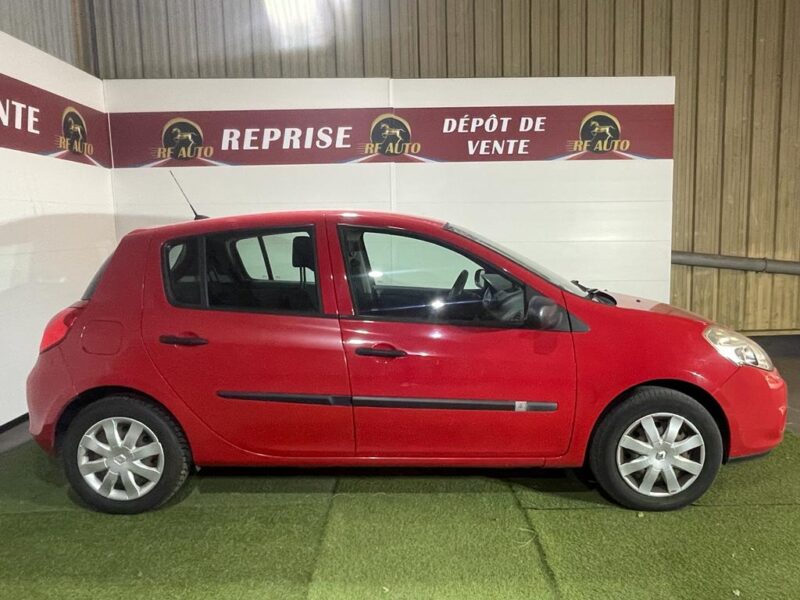 RENAULT CLIO III 2012