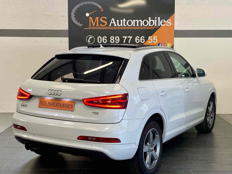 AUDI Q3 2012