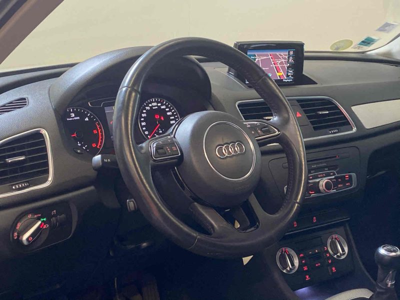 AUDI Q3 2012