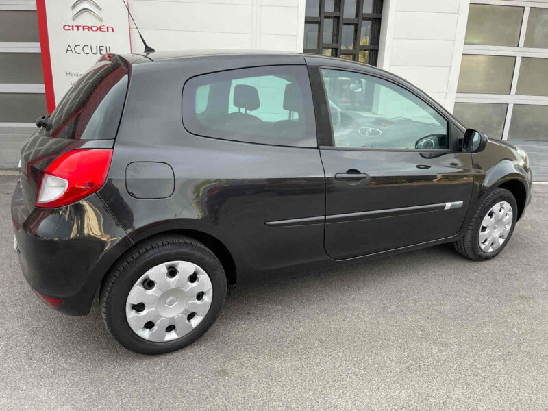 RENAULT CLIO III 2010