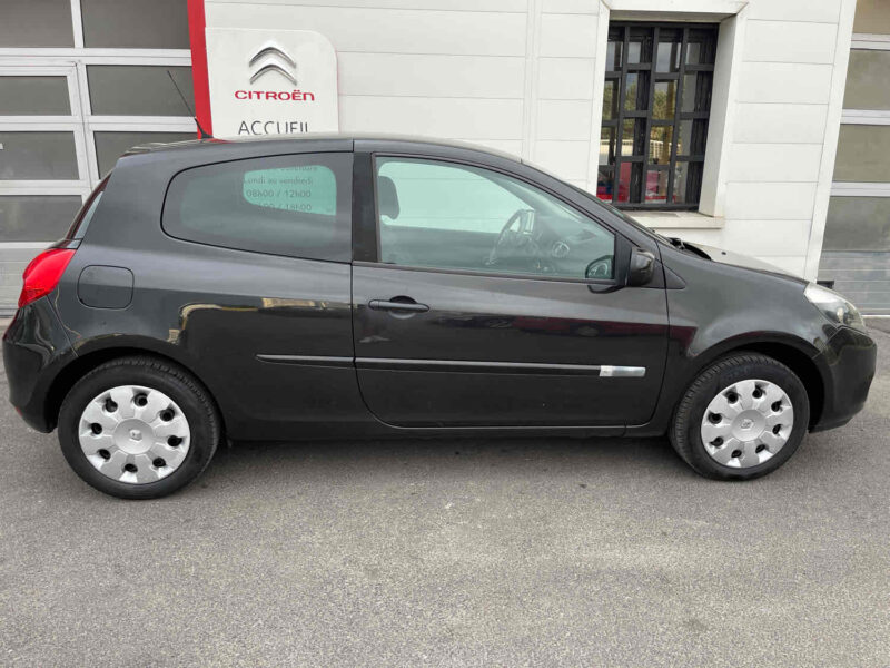 RENAULT CLIO III 2010