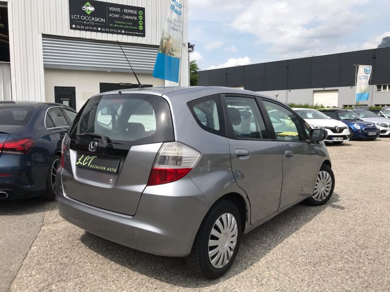 HONDA JAZZ III - 1.4 V-Tec carré blanc 100cv - Garantie 6 Mois