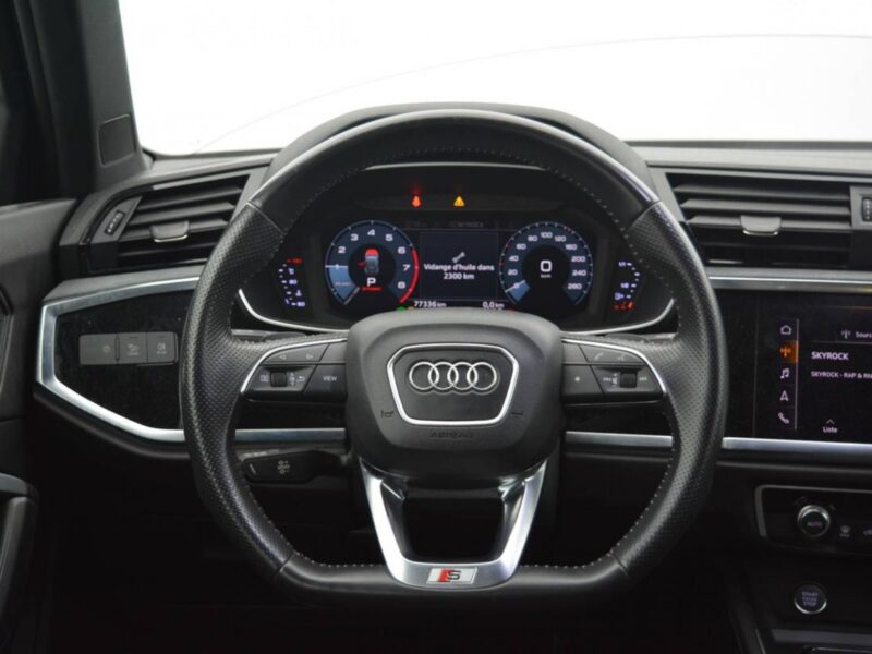 AUDI Q3 35 TFSI 150 CH S TRONIC 7 S LINE Garantie 12 Mois 