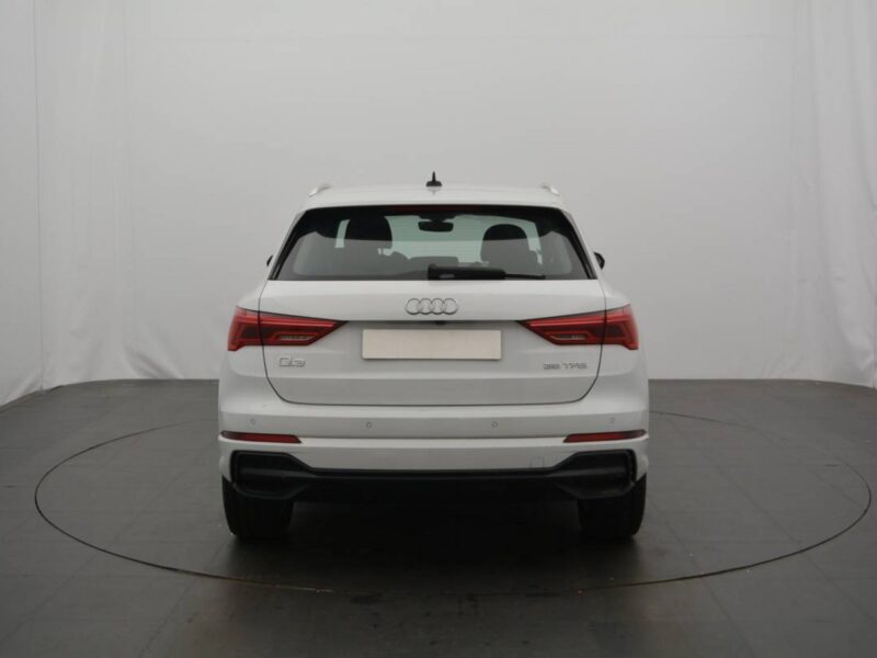 AUDI Q3 35 TFSI 150 CH S TRONIC 7 S LINE Garantie 12 Mois 