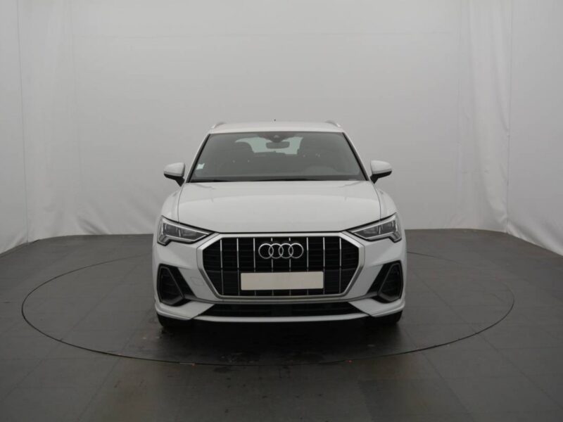 AUDI Q3 35 TFSI 150 CH S TRONIC 7 S LINE Garantie 12 Mois 