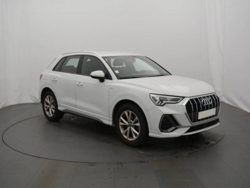 AUDI Q3 35 TFSI 150 CH S TRONIC 7 S LINE Garantie 12 Mois 