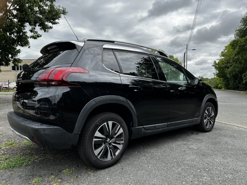 PEUGEOT 2008 1.6 hdi 100 cv boite auto