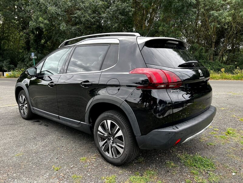 PEUGEOT 2008 1.6 hdi 100 cv boite auto