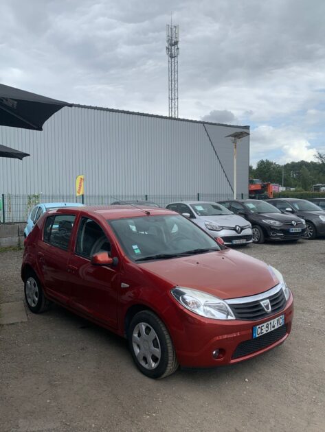 DACIA SANDERO 2012