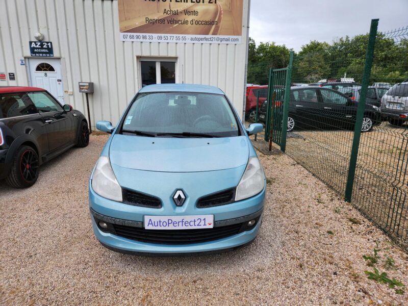 RENAULT CLIO III 2009