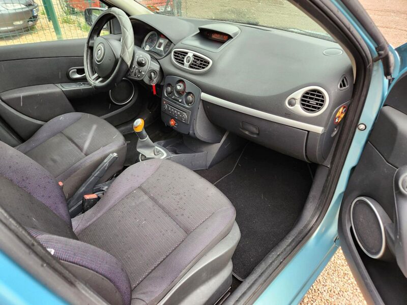 RENAULT CLIO III 2009