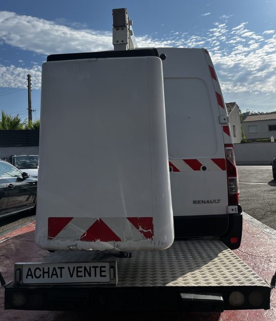 RENAULT MASTER III Camionnette 2011