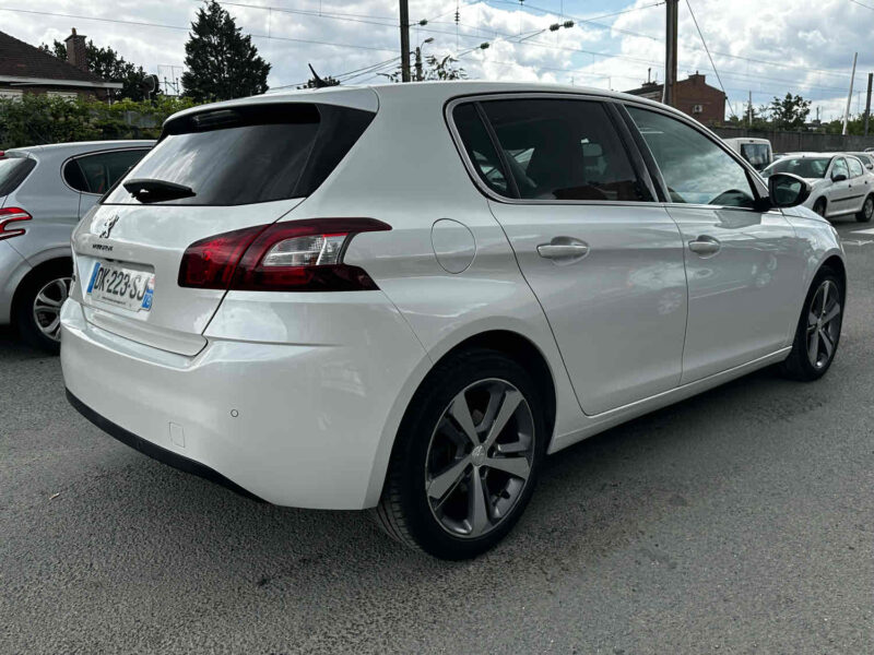 PEUGEOT 308 II 