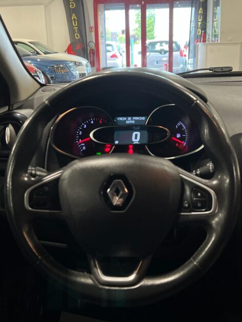 RENAULT CLIO IV Grandtour 2016