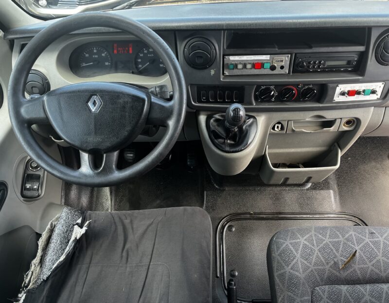 RENAULT MASTER II Camionnette 2010