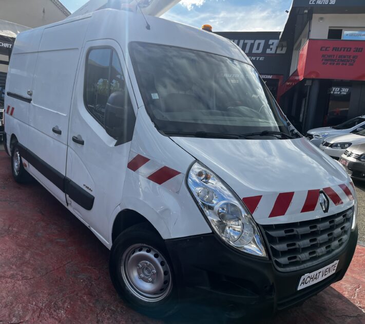 RENAULT MASTER III Camionnette 2011