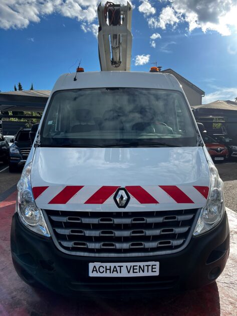 RENAULT MASTER III Camionnette 2011