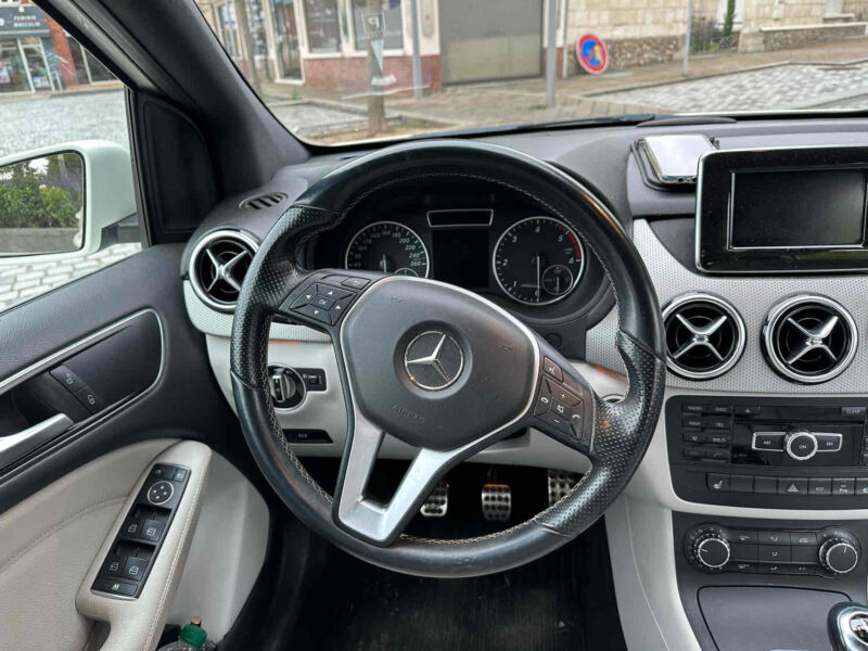 MERCEDES CLASSE B Sports 2014