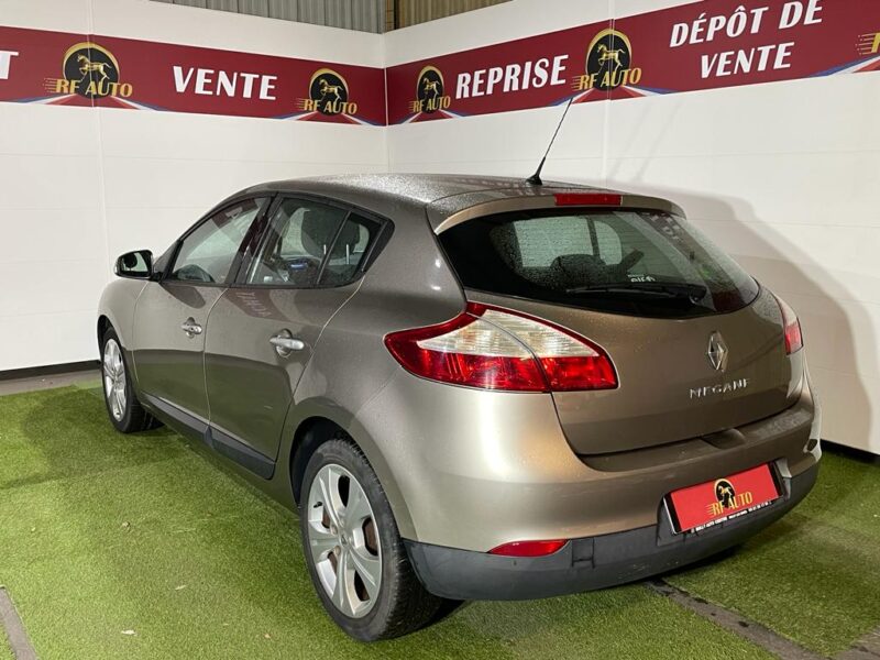 RENAULT MEGANE III 