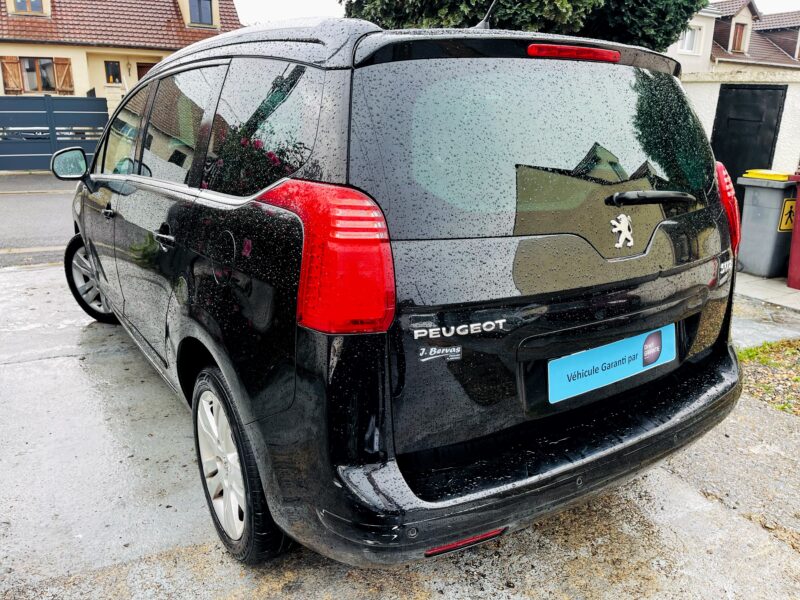 PEUGEOT 5008 2010