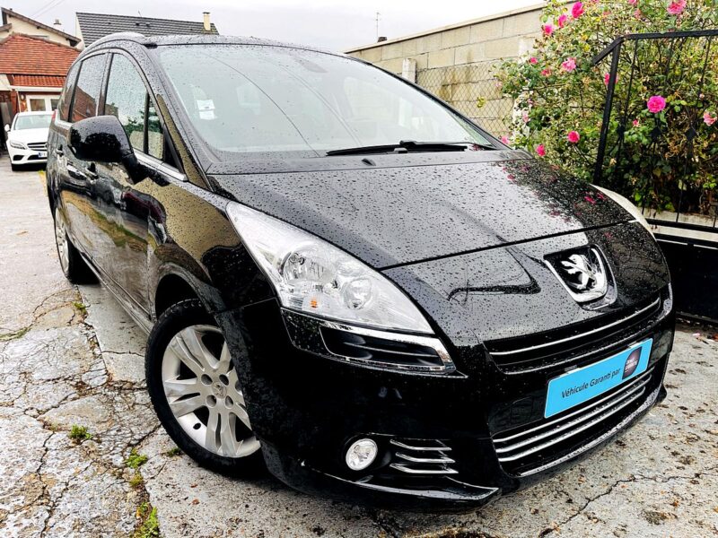 PEUGEOT 5008 2010