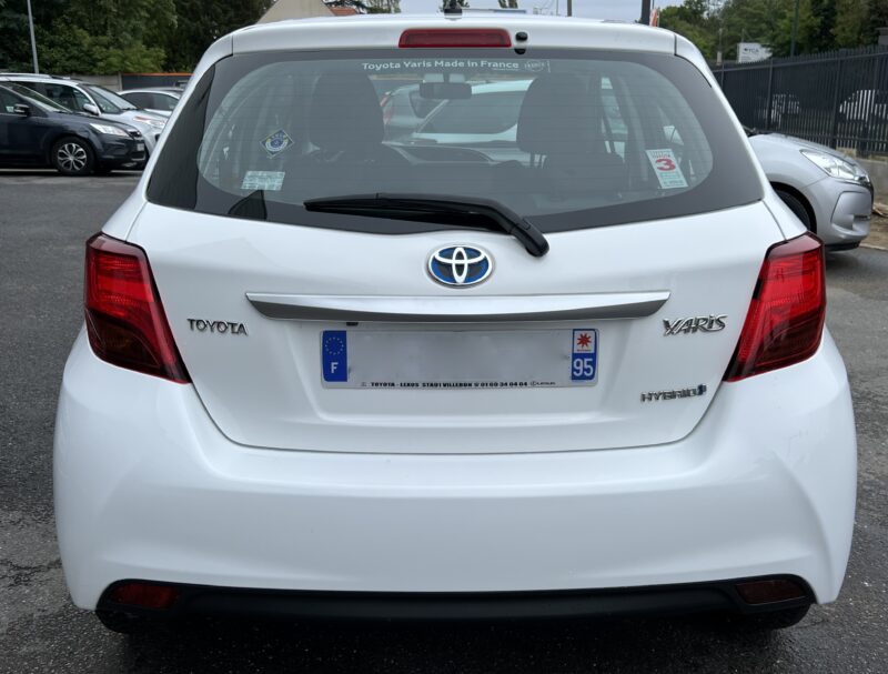 TOYOTA YARIS III (2) HYBRID 1.5 75 Cv 100h BOITE AUTOMATIQUE GPS BLUETOOTH REGULATEUR - Garantie1an