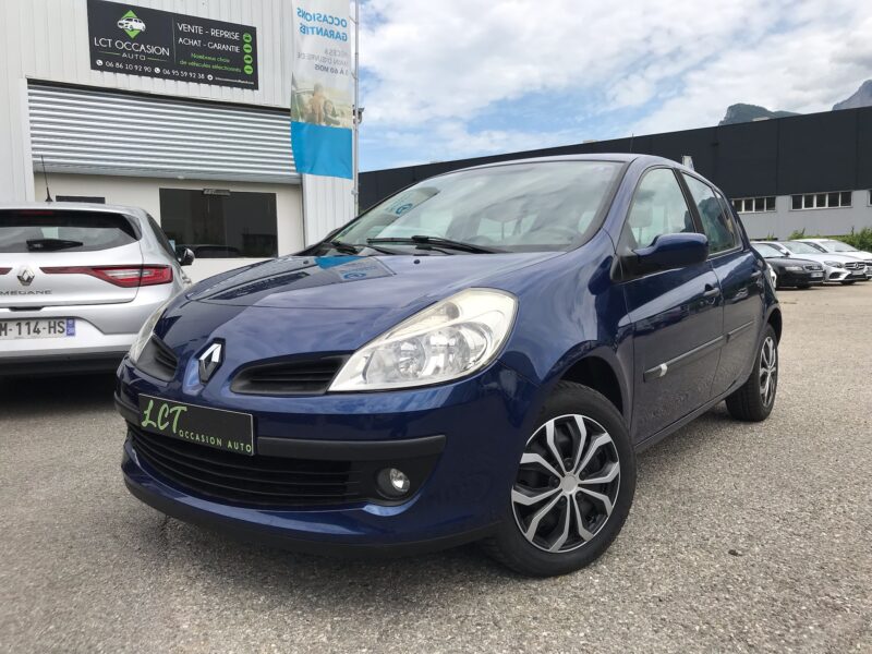 CLIO III - 1.6 i 16V 111cv DYNAMIQUE - GARANTIE 6 MOIS