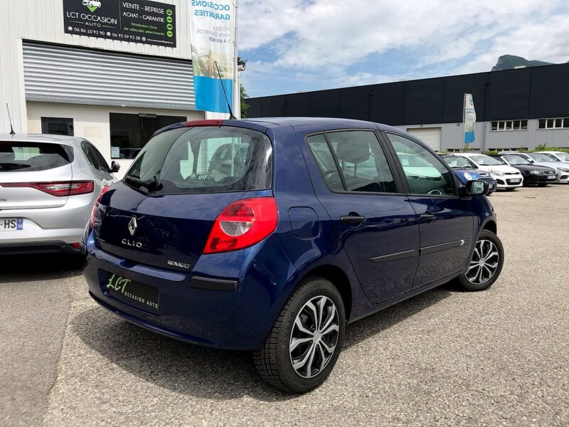 CLIO III - 1.6 i 16V 111cv DYNAMIQUE - GARANTIE 6 MOIS