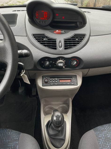 RENAULT TWINGO II 2008