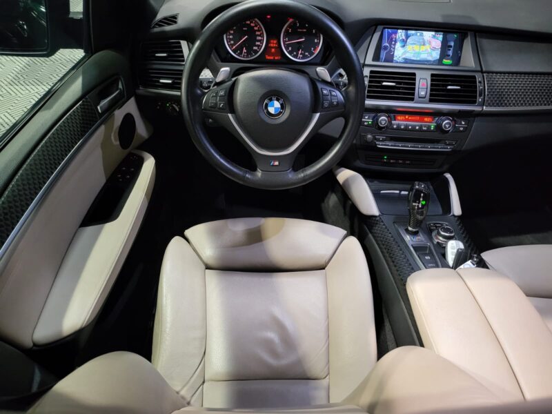 BMW X6 50i XDrive 4.4i V8 407cv Exclusive Individual // XENONS/TOIT OUVRANT/ECRAN ARRIERE