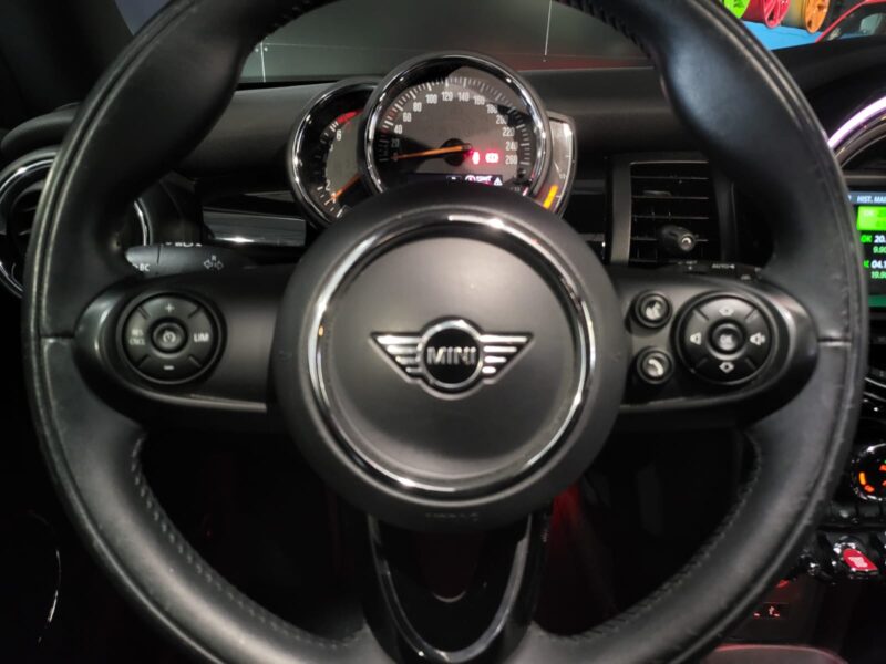 MINI COOPER 1.5i 136cv Edition Greenwich BVA 1ère Main // TOIT OUVRANT/RADAR-AR/GPS/BLUETOOTH