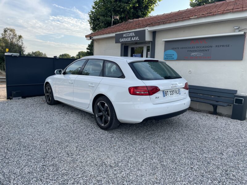 AUDI A4 Avant 2011