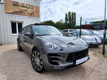 PORSCHE MACAN 2016