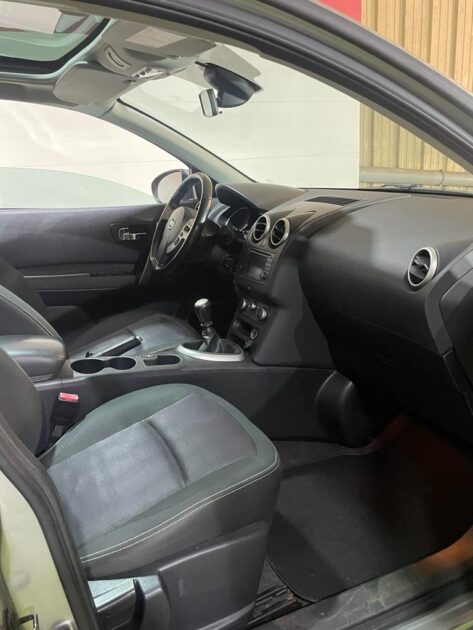 NISSAN QASHQAI 2012