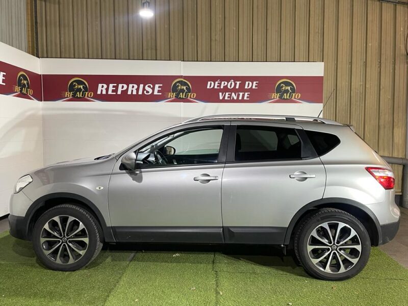 NISSAN QASHQAI 2012