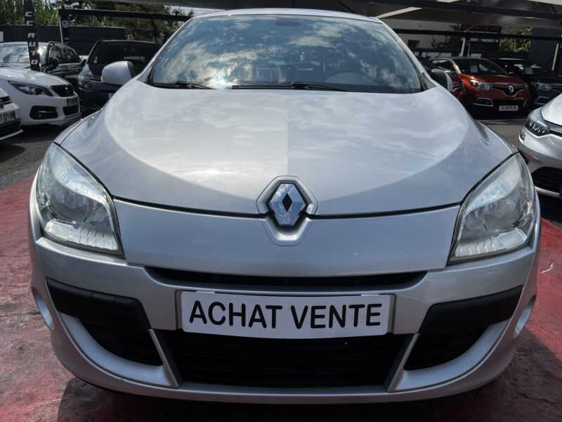 RENAULT MEGANE III 3/5 portes 2010