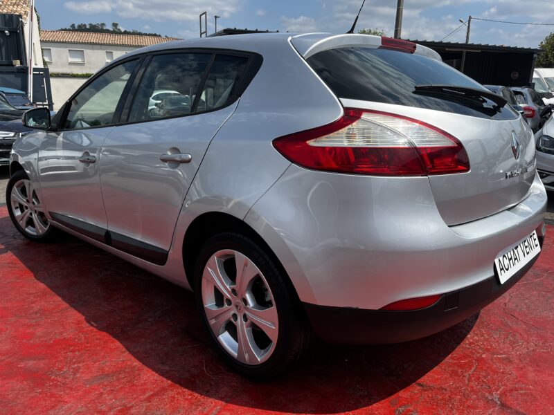 RENAULT MEGANE III 3/5 portes 2010