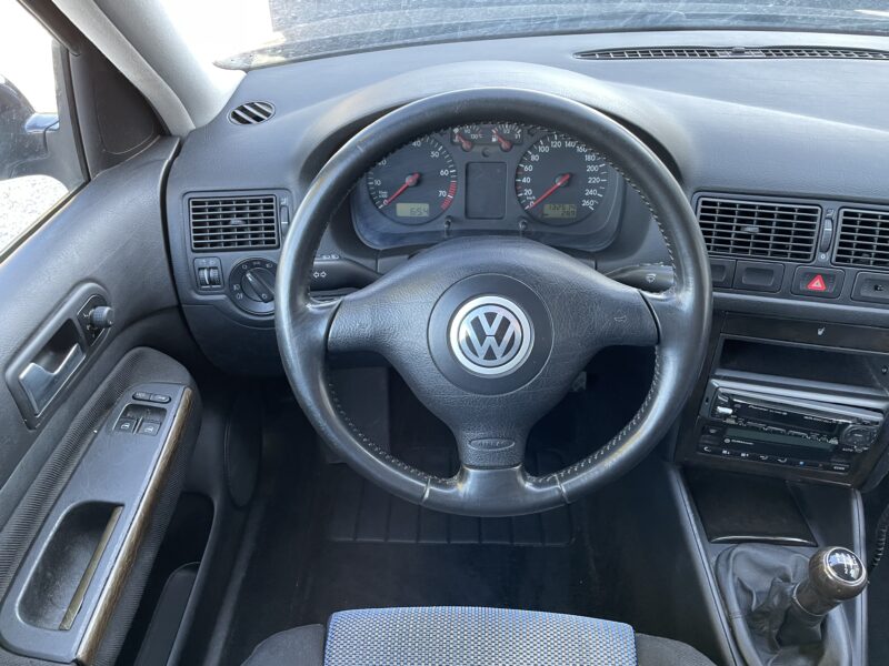 VOLKSWAGEN GOLF IV 1999