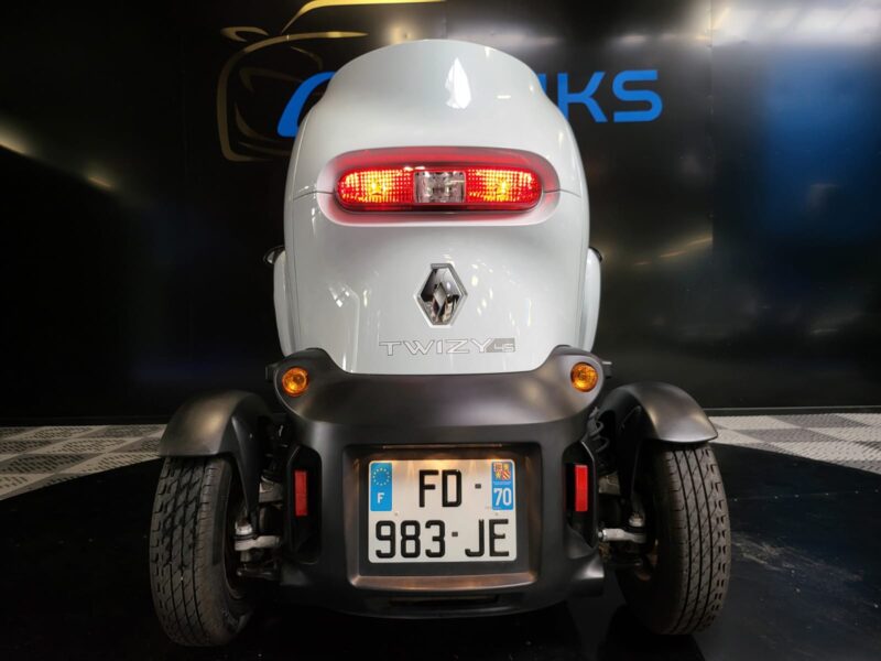 RENAULT TWIZY 45 SANS PERMIS 100% ELECTRIQUE BOITE AUTOMATIQUE ENTRETIEN RENAULT