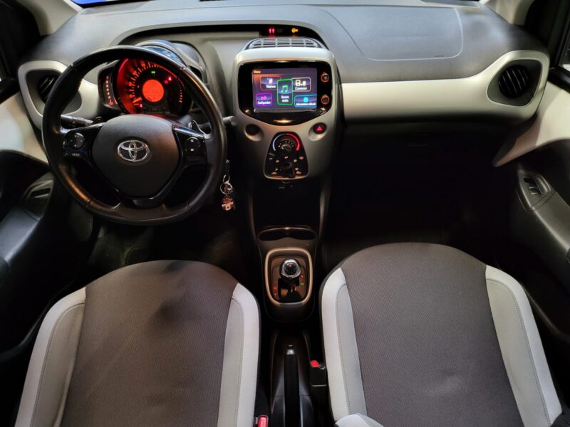 TOYOTA AYGO 1.0 VVTI 69cv X-CITE X-SHIFT