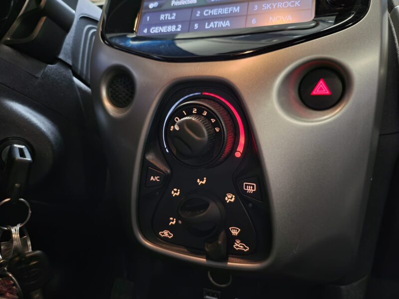 TOYOTA AYGO 1.0 VVTI 69cv X-CITE X-SHIFT