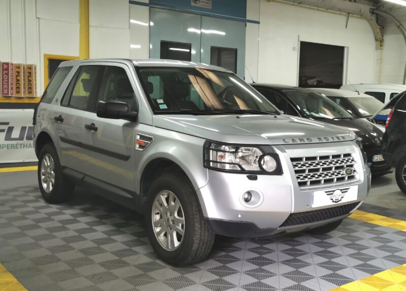 LAND ROVER FREELANDER 2 PREMIERE MAIN