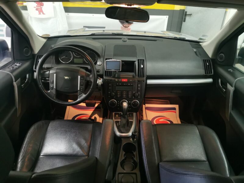 LAND ROVER FREELANDER 2 PREMIERE MAIN