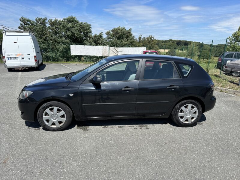 MAZDA 3 2006