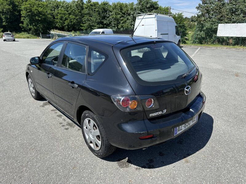 MAZDA 3 2006