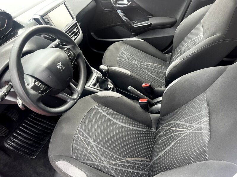 PEUGEOT 208 I 2013