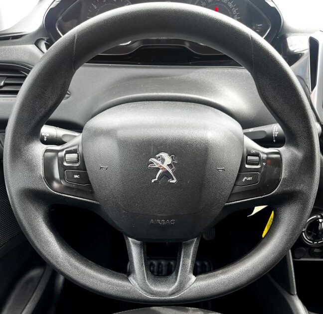 PEUGEOT 208 I 2013